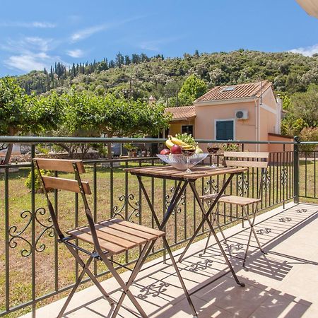 Cozy Apartments In City'S Suburbs Lefkada City Exterior photo