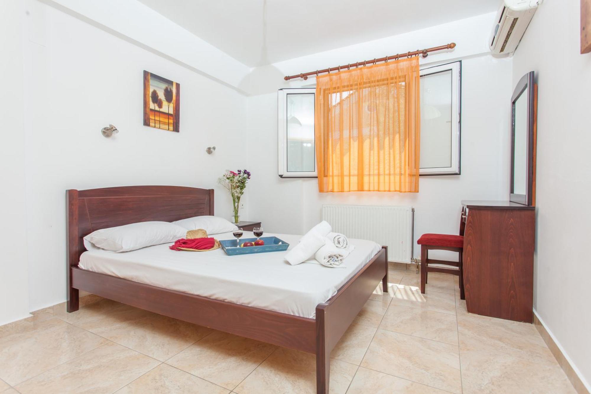 Cozy Apartments In City'S Suburbs Lefkada City Exterior photo